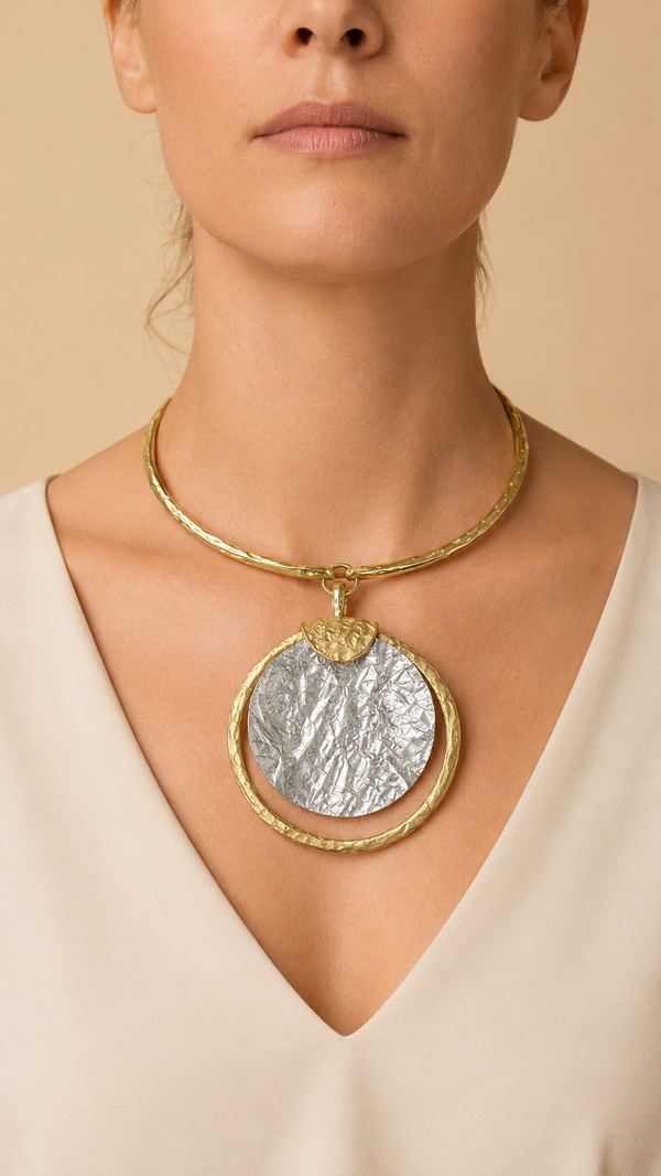 Amalie Necklace in Gold